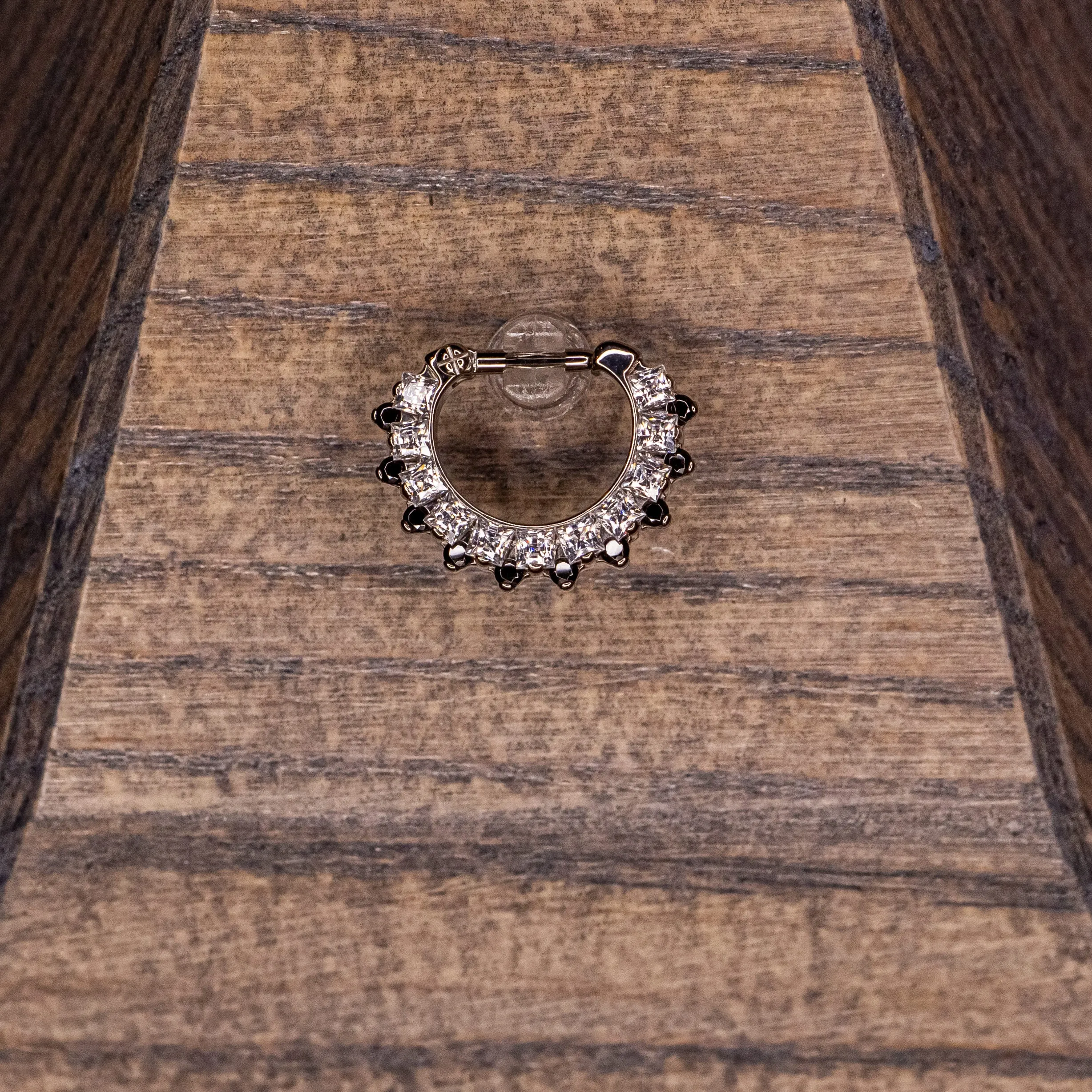 21 Gem Black  & White Swarovski Crystals Clicker in 16g