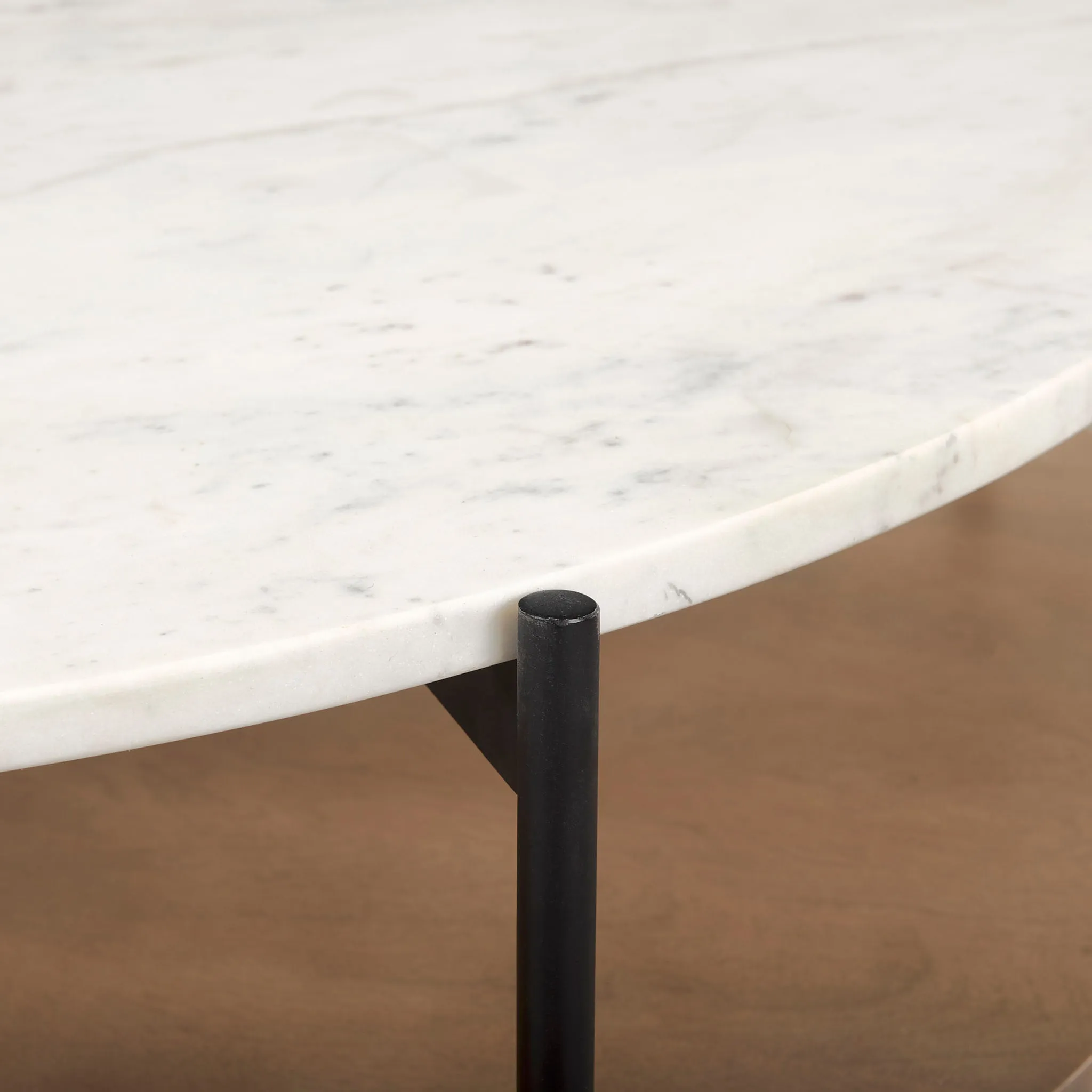 Crudités and Cocktails Round Coffee Table in Light Wood